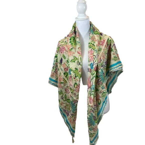Large Square Hilfiger Denim Brand Floral Print Scarf - Picture 4 of 9